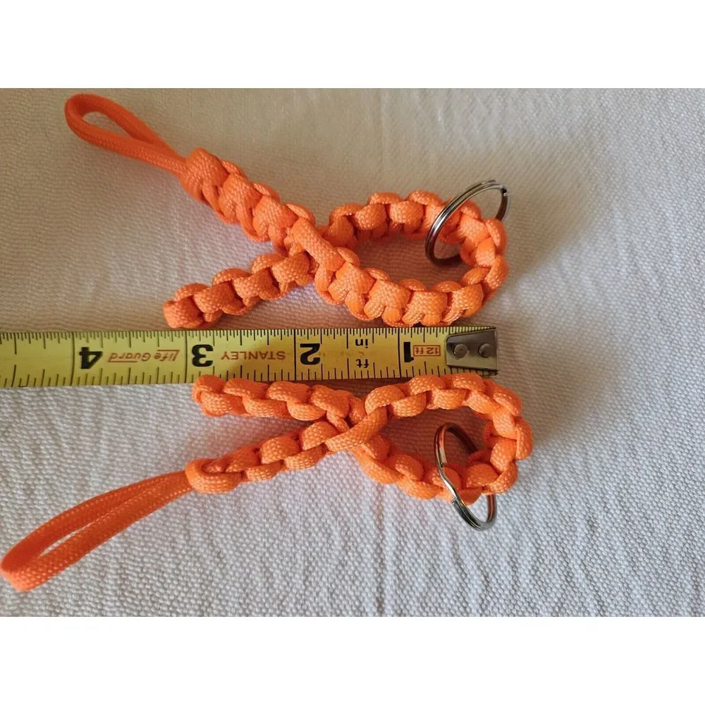 PARACORD‎ AWARENESS RIBBON KEYCHAIN ORANGE LOT